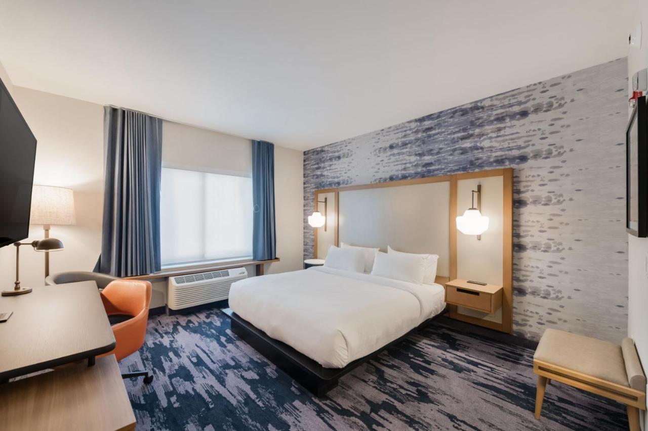 Fairfield By Marriott Inn & Suites Virginia Beach Town Center Exterior photo
